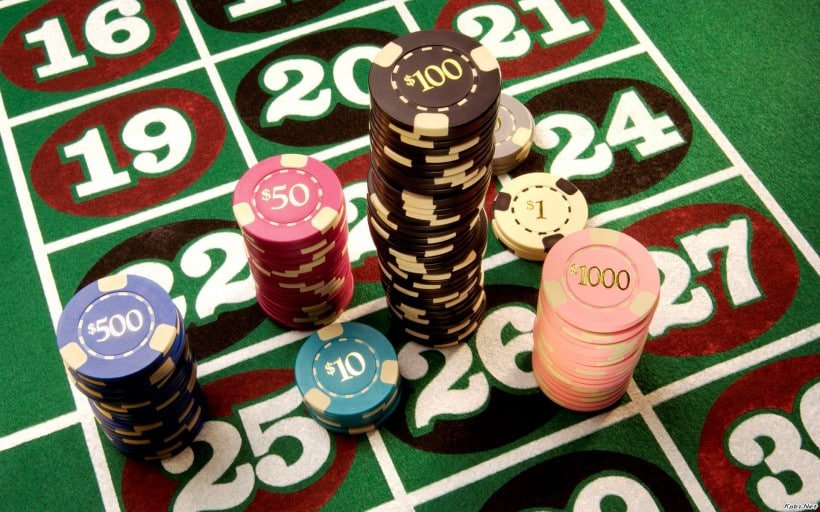 Roulette ဘီးပတ်နေသော တိုက်ရိုက်ကာစီနို ဂိမ်းမျက်နှာပြင်